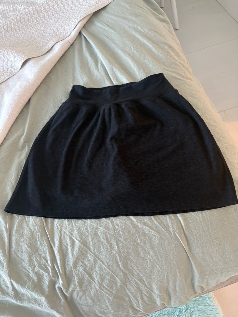 Beyond Yoga Black Skort High Rise Built In Shorts size small